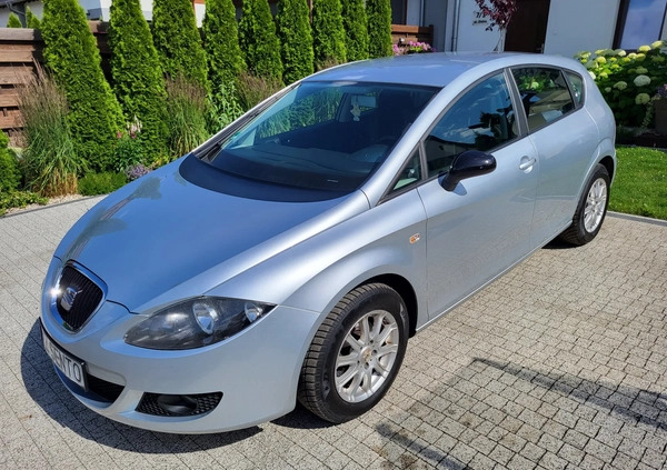 Seat Leon cena 16800 przebieg: 199000, rok produkcji 2008 z Góra małe 277